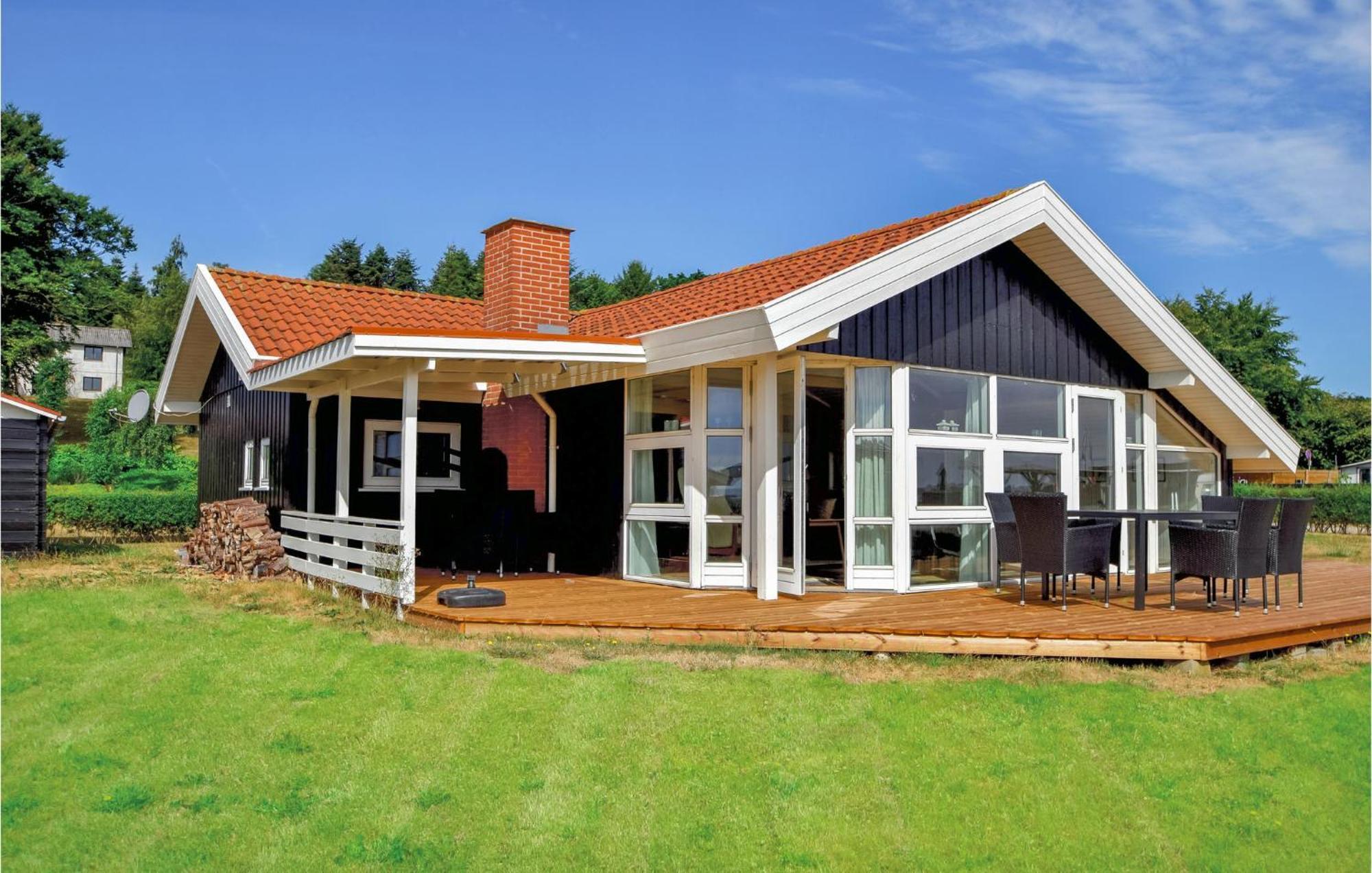 Amazing Home In Bjert With Wifi Binderup Strand Dış mekan fotoğraf